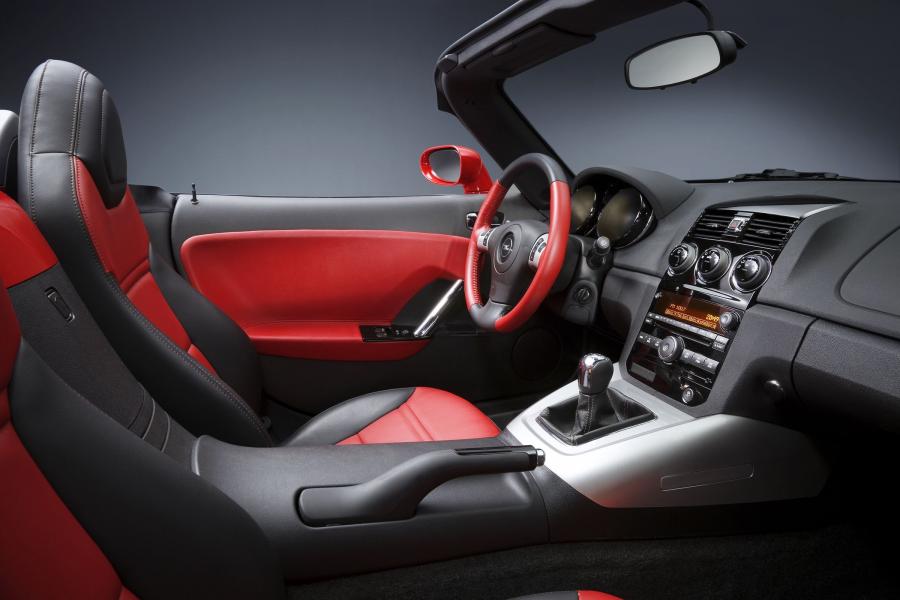  Opel GT 2007 года  (фото 83 из 111)